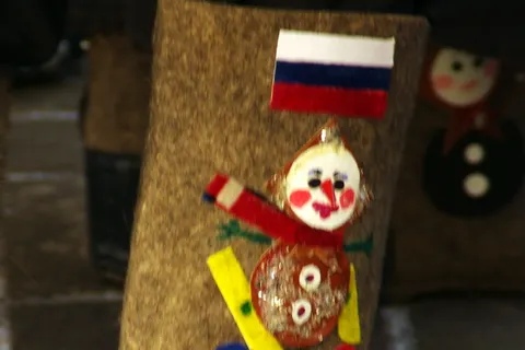 В Ярославле прошел «Забег в валенках». С фото