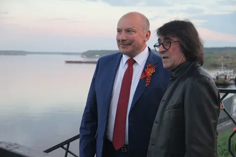 Мышкин поклонился Курицину в пояс