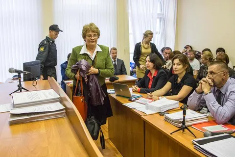 Петр Стряхилев задает «дурацкий вопрос» об Эльвире Меженной