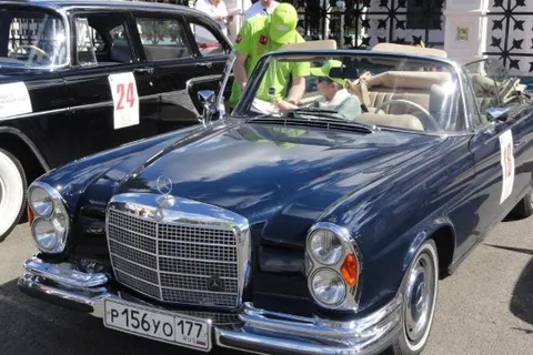 В День эколога в Ярославле прошла выставка автомобилей