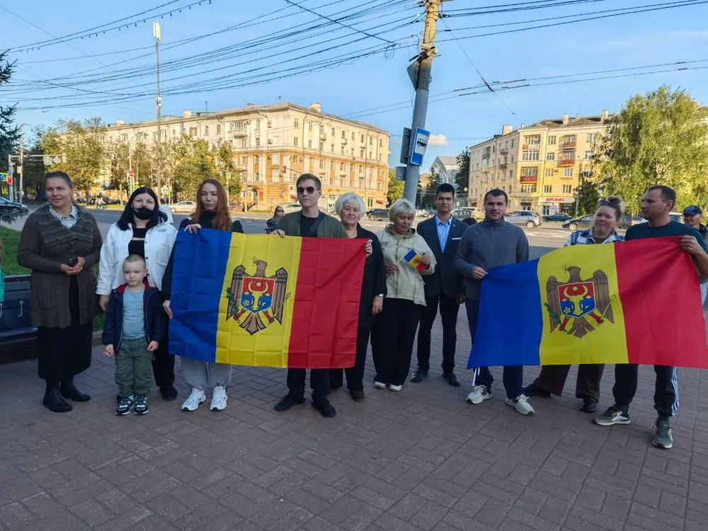 Граждане Молдовы требуют избирательный участок в Ярославле
