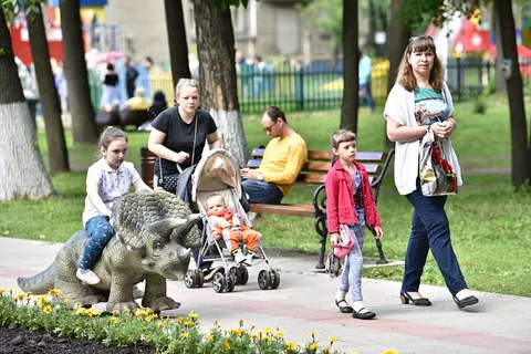 В Ярославле открыли новый парк динозавров: фоторепортаж