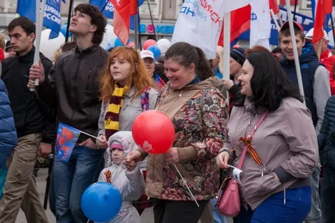 В Ярославле на первомайскую демонстрацию вышли несколько тысяч человек