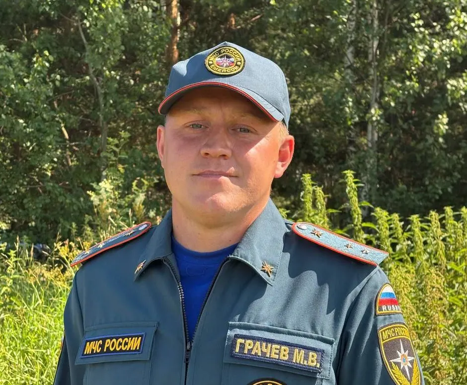 Ярославский пожарный спас тонущую девочку, прыгуна и сап-бордиста