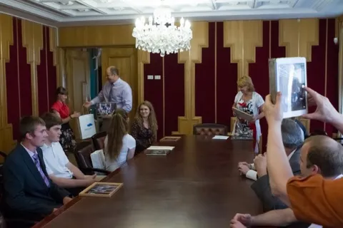 Победители национального чемпионата WorldSkills получили подарки от ярославских компаний