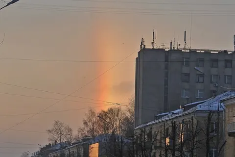 В Ярославле засияла зимняя радуга