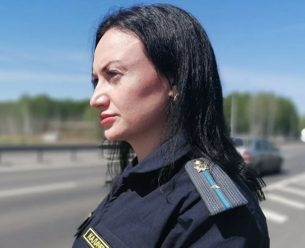 В рыбинской автошколе ДОСААФ приставы арестовали технику