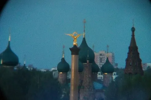 На Стрелке в Ярославле установили обзорный бинокль