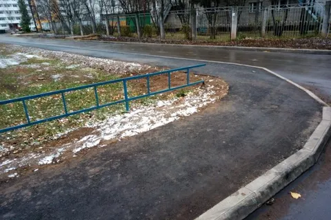 В Ярославле проверили ремонт дворов во Фрунзенском районе