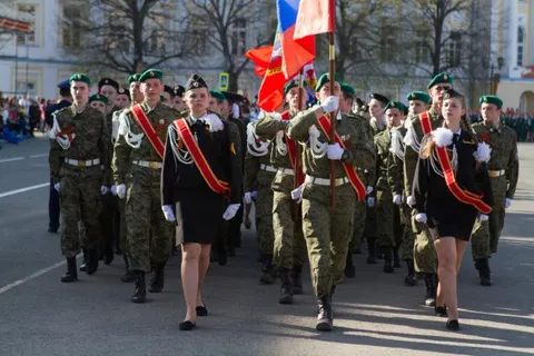 В Ярославле прошла генеральная репетиция Парада Победы