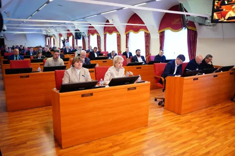 Депутаты Яроблдумы поддержали новые меры соцподдержки беременных