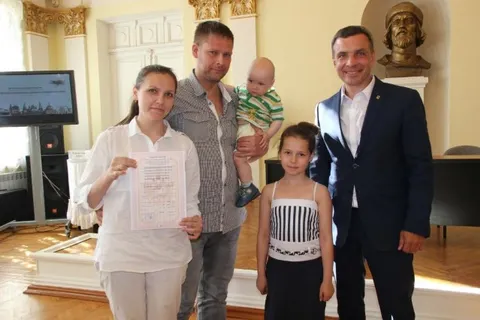 В Ярославле 67 молодых семей получили сертификаты на жилье