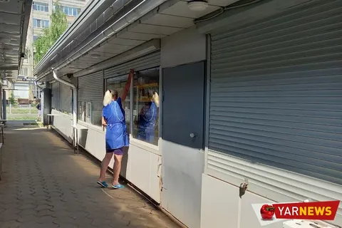 «Это рейдерский захват»: в Ярославле при 30-градусной жаре обесточили рынок
