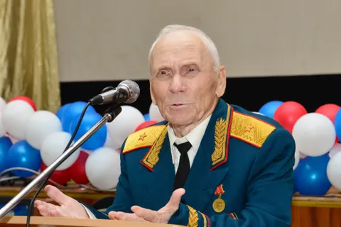 В Ярославле отмечают День железнодорожных войск. Фоторепортаж