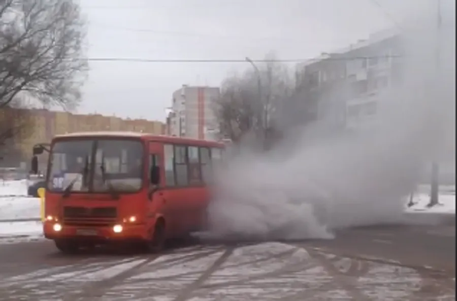 В Ярославле на полном ходу задымилась «слепцовская» маршрутка с пассажирами