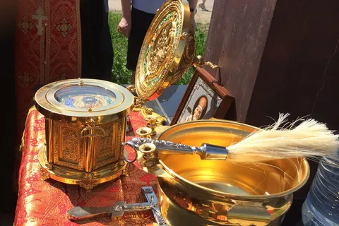 В Ярославле прошел совместный крестный ход ГИБДД и Ярославской епархии