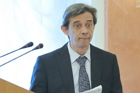 На очередном заседании муниципалитета Ярославля рассмотрено более двадцати вопросов. Фоторепортаж