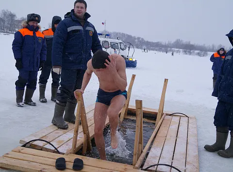 Дежурство у иорданей: купающихся ярославцев будут оберегать спасатели 