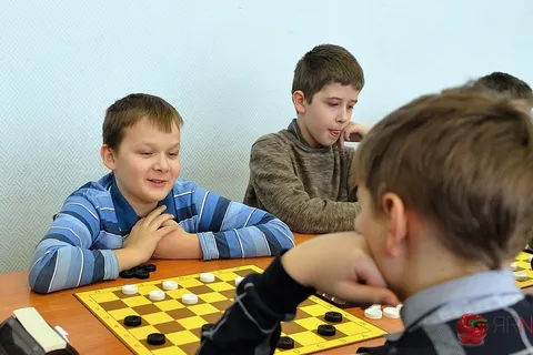 В Ярославле проходит Чемпионат и Первенство Центрального и Северо-Западного федеральных округов по русских шашкам. Фоторепортаж