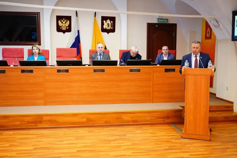 Ярославские депутаты предложили задуматься об инкубаторе помощи сотрудникам НКО