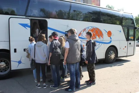 Четыреста ярославских школьников стали первыми гостями «Авиарегиона-2016»
