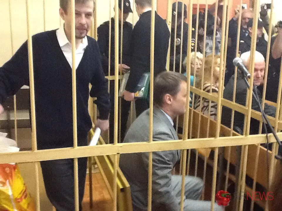 В суде по делу мэра Ярославля начали исследовать 1500 аудиозаписей