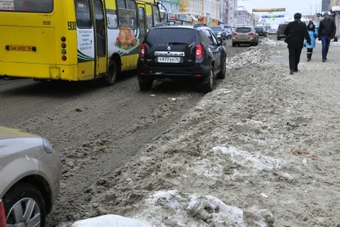 Фоторепортаж. Ярославль утопает в снегу и грязи