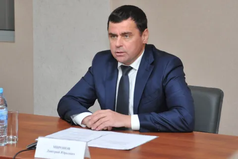 Дмитрий Миронов представил новых исполняющих обязанности заместителей председателя регионального Правительства