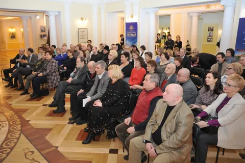 В Ярославле презентовали книгу «Танцующие в круге»