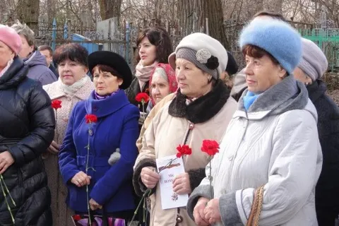 В Ярославле открылся мемориал «Вечная память жителям блокадного Ленинграда»