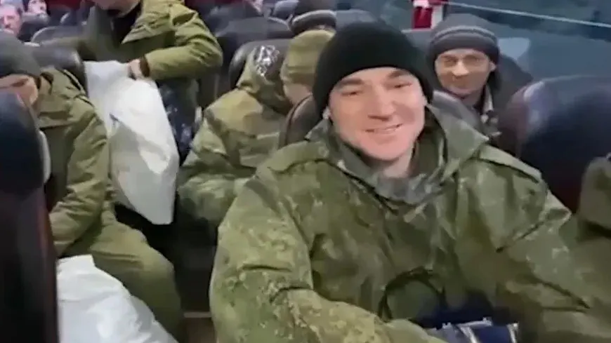 Двух жителей Ярославской области вернули домой из украинского плена