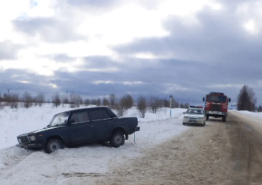 В Большесельском районе погиб перебегавший дорогу пешеход