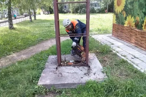 В Дзержинском районе Ярославля демонтировали еще семь рекламных конструкций