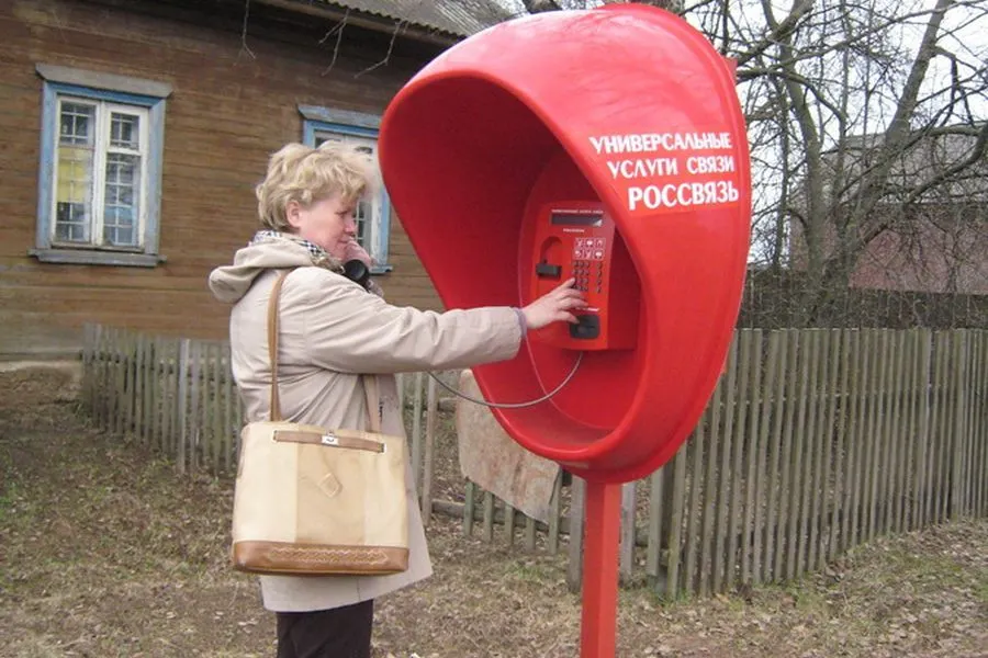 Звонить с таксофонов универсальной услуги связи стали значительно больше