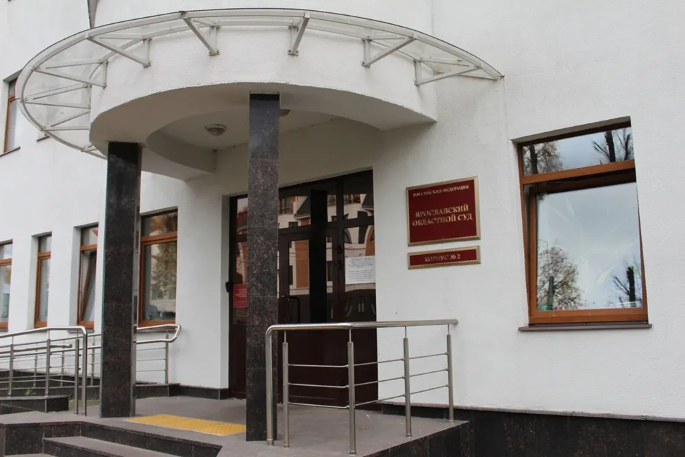 Суд конфисковал перевозившую в Тутаеве контрафактный табак иномарку