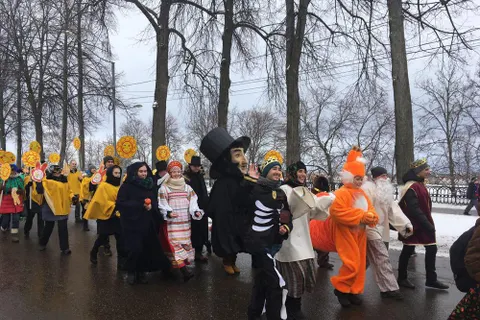 В Ярославле начались масленичные гуляния: видео