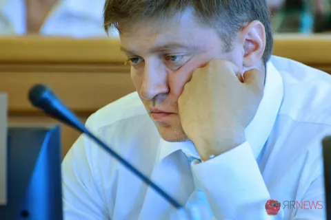 Шестнадцать грустных мгновений из жизни депутатов муниципалитета Ярославля. С фото