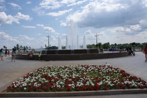 В Ярославле завершили работу по цветочному оформлению города