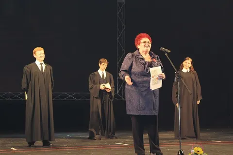 В Ярославле отметила 80-летие школа № 4