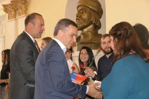 В Ярославле чествовали лучших выпускников года