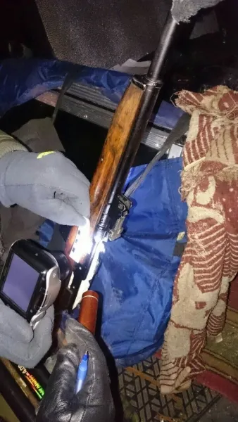 В Ярославле полицейские задержали машину с оружием и боеприпасами