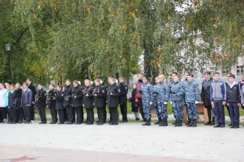 В Ярославле прошел смотр-конкурс почётных нарядов на Посту № 1