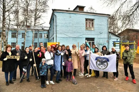 В Ярославле прошел традиционный весенний субботник
