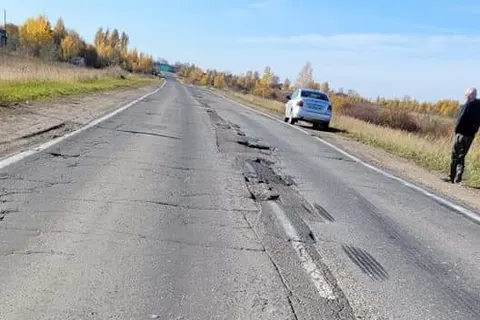 Ямы на дорогах Ярославской области приобрели международную известность 