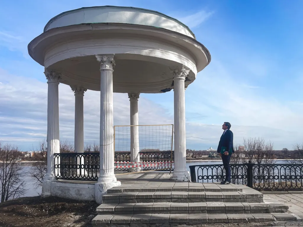 В Ярославле закрыли знаменитую беседку-ротонду