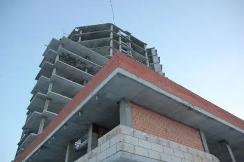 В Ярославле возобновили строительство многофункционального комплекса зданий «ЯрСити»