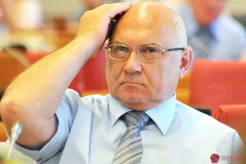 В Ярославской областной Думе сегодня состоялось последнее очередное заседание. Фотогалерея
