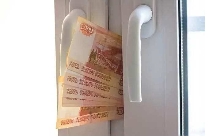Утром – деньги, вечером – окна: в Ярославской области задержали серийного мошенника