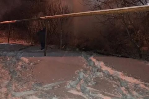 Город в Ярославской области превратился в долину гейзеров