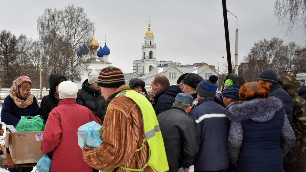 Жители Заволжского района голосуют за благоустройство Яковлевского сквера